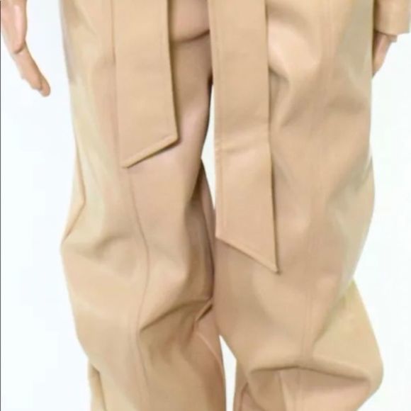 INC Womens Jumpsuit Beige Size Medium M Faux Leather Puff Sleeve$129 - Picture 4 of 5